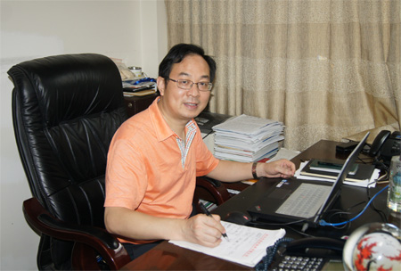 李書(shū)偉-1.jpg 李書(shū)偉-1.jpg